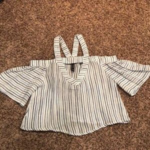 Stripped crop shirt